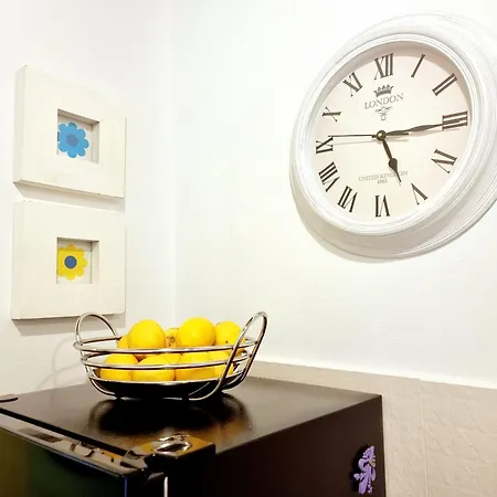 Apartment Iris Di Firenze- 3 Colorate Tra La Stazione E Il Duomo Florence